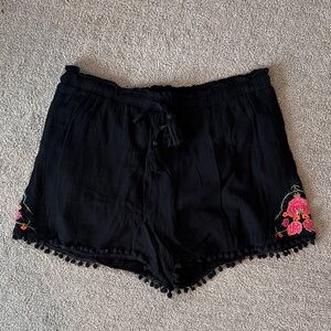 Elegant Black High Waist Women's Shorts with Floral Accents